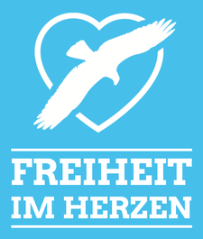 Banner blau - mit dem Text "Freiheit im Herzen"